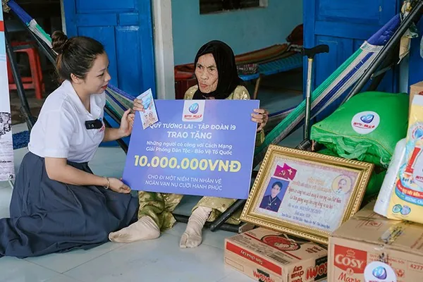 Hình ảnh nhóm hỗ trợ hoặc các nguồn lực trợ giúp cho người có vấn đề cờ bạc